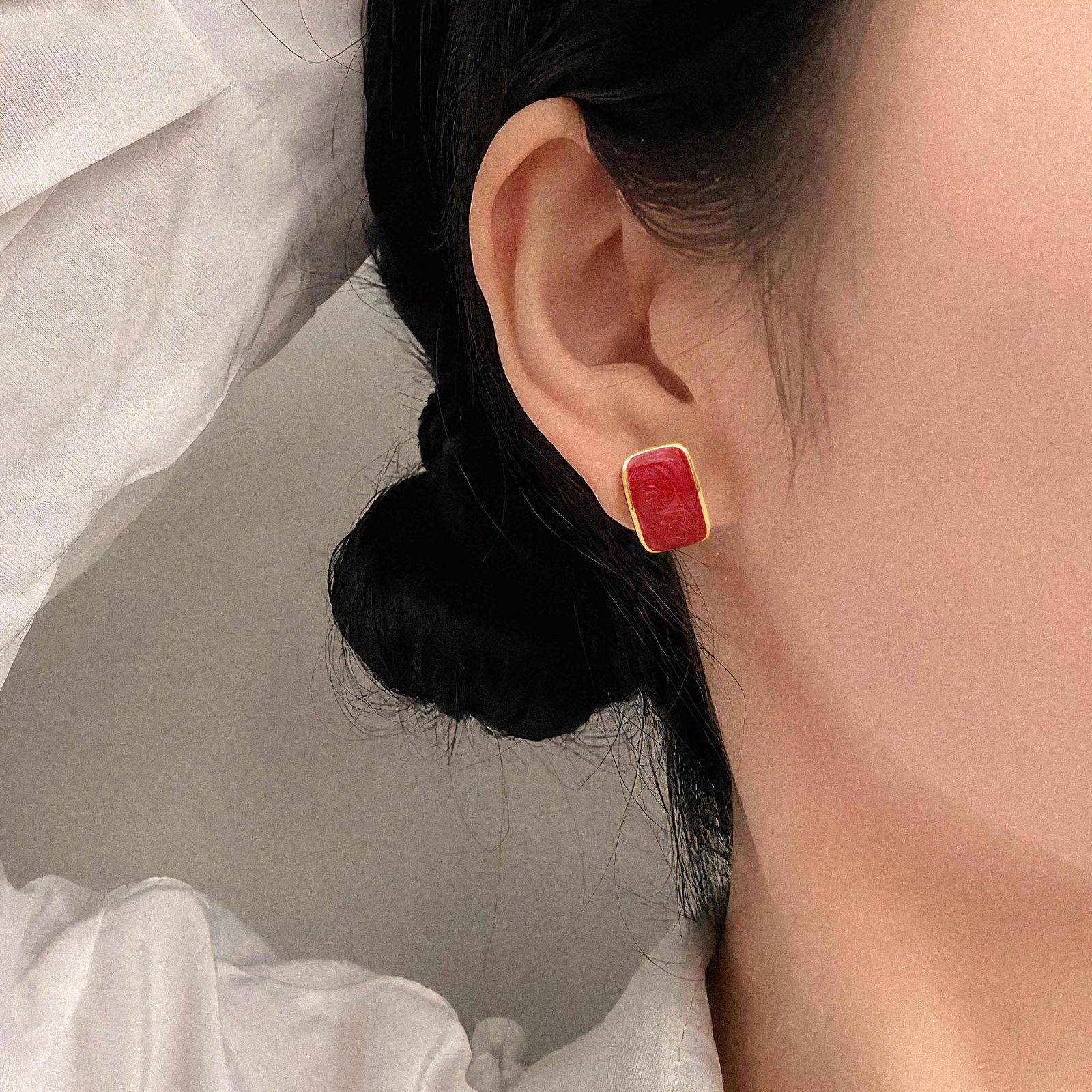 ROSEANNE JEWELRY Earstud AGAMNON