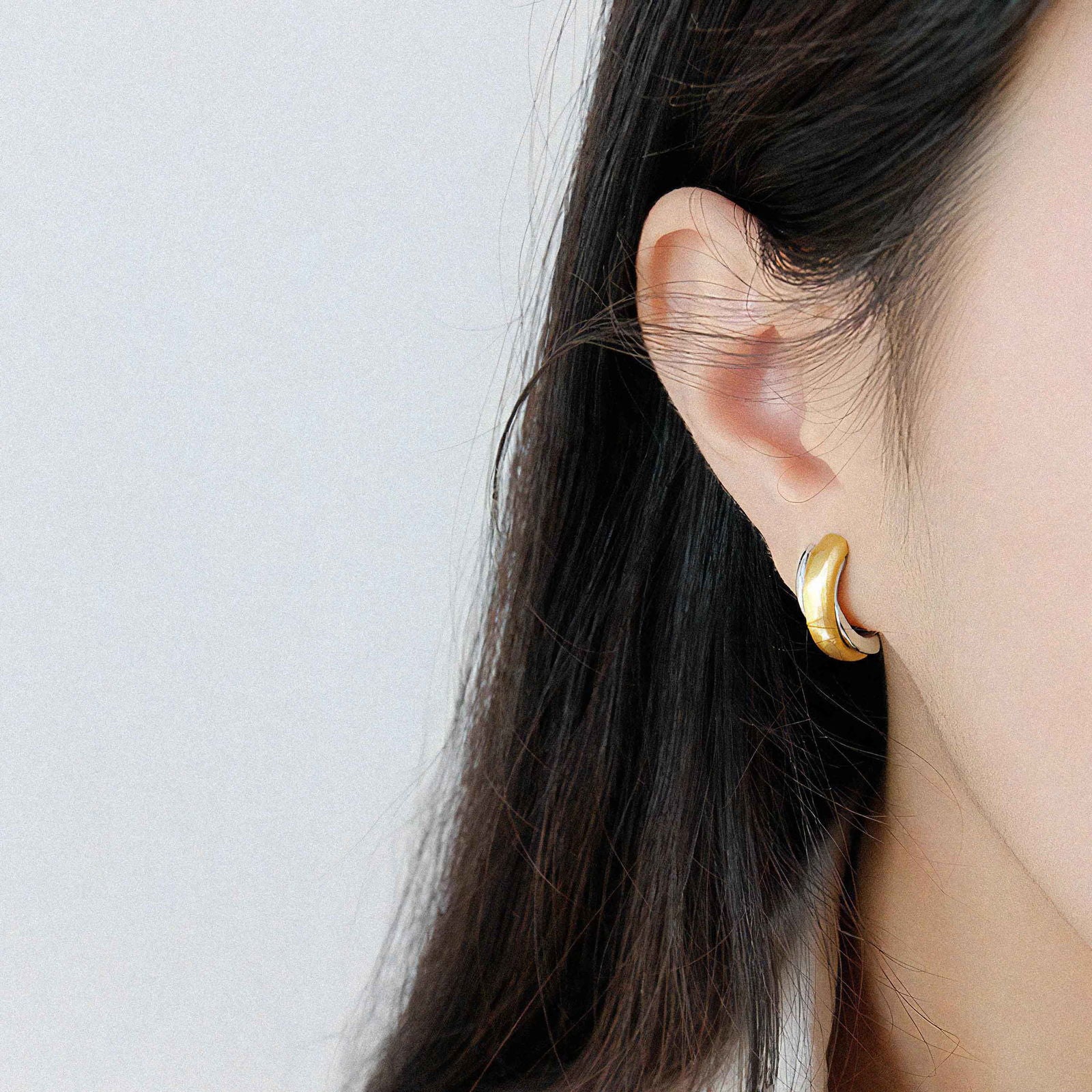 ROSEANNE JEWELRY Earstud TESS